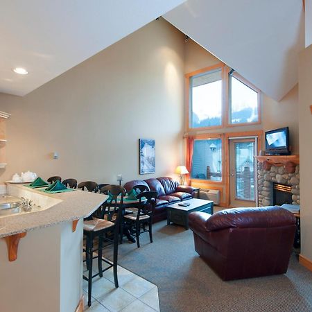 Lizard Creek Lodge Fernie Eksteriør billede