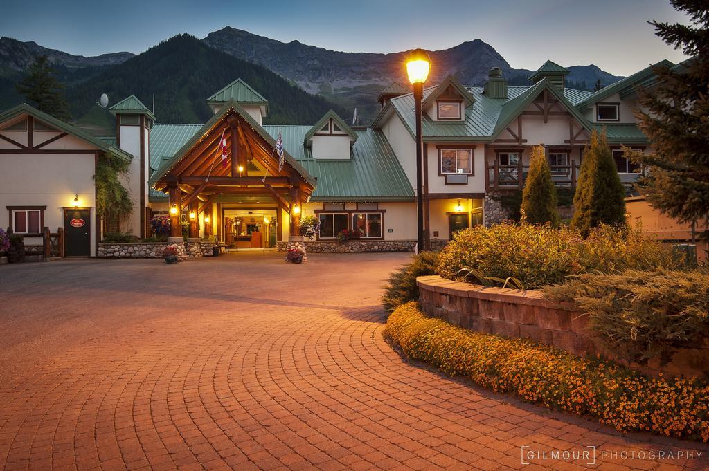 Lizard Creek Lodge Fernie Eksteriør billede